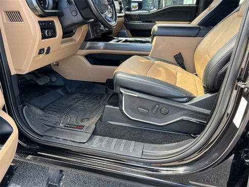 Used 2023 Ford F250 Lariat w/ Lariat Ultimate Package image 9