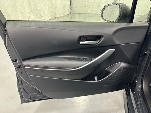 Used 2025 Toyota Corolla SE image 8
