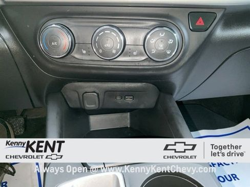 Used 2024 Chevrolet Trax LS w/ LS Convenience Package image 23