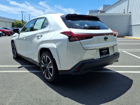 Used 2025 Lexus UX 300h AWD w/ Cold Area Package image 22