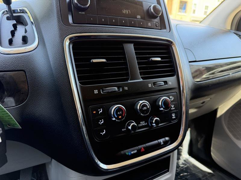 Used 2016 Dodge Grand Caravan SE w/ Quick Order Package 29E SE FWD image 59