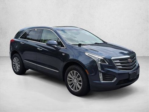 Used 2019 Cadillac XT5 Luxury AWD/4WD image 3