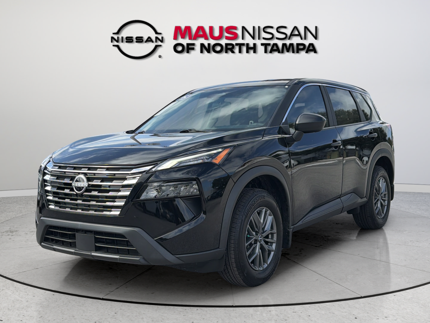 Certified 2025 Nissan Rogue S FWD image 4