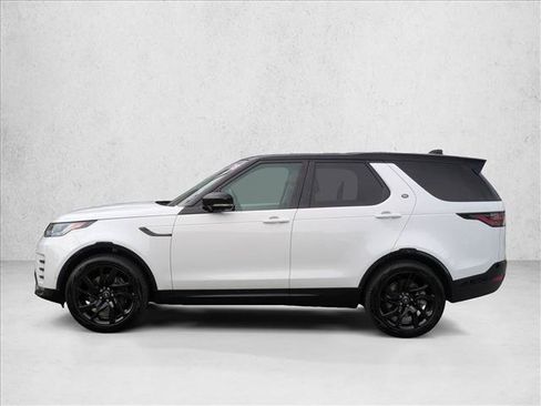 Certified 2025 Land Rover Discovery Dynamic SE AWD/4WD image 9