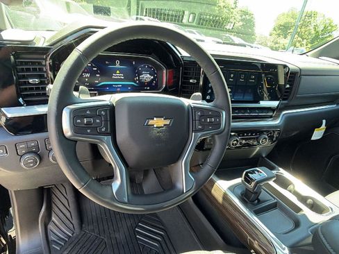 New 2026 Chevrolet Silverado 1500 LT AWD/4WD image 18