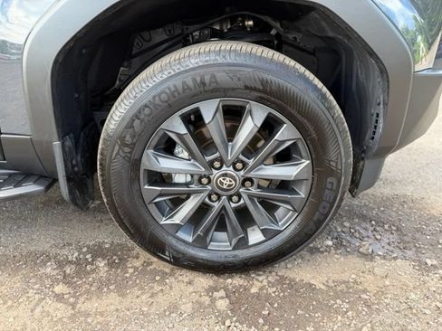 Used 2025 Toyota Land Cruiser AWD/4WD image 9