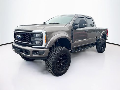 Used 2023 Ford F250 XL w/ STX Appearance Package image 3