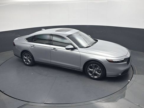 Used 2024 Honda Accord EX image 20