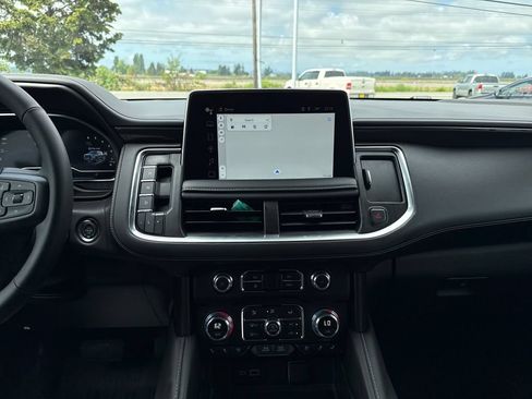 Used 2024 GMC Yukon AT4 AWD/4WD image 25