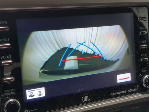 Used 2021 Toyota Tacoma Limited image 41