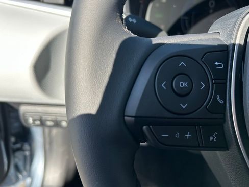 Used 2026 Toyota Corolla Hybrid Sedan image 17