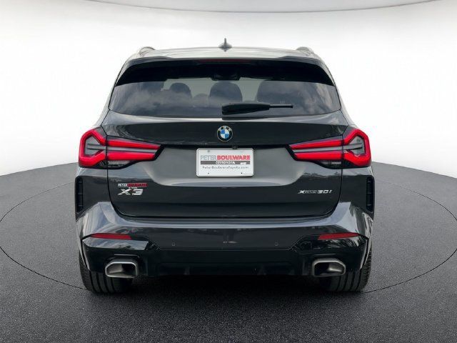 Used 2022 BMW X3 xDrive30i w/ M Sport Package AWD/4WD image 4