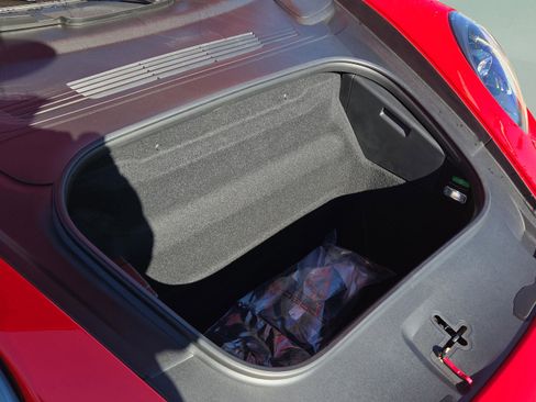 Certified 2025 Porsche 911 Carrera image 14