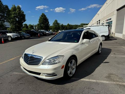 Used 2013 Mercedes-Benz S 550 4MATIC image 29