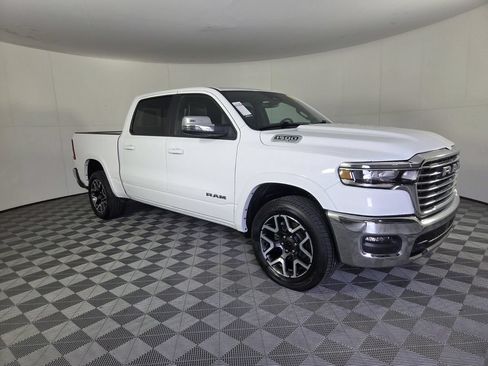 Used 2025 RAM 1500 Laramie AWD/4WD image 2