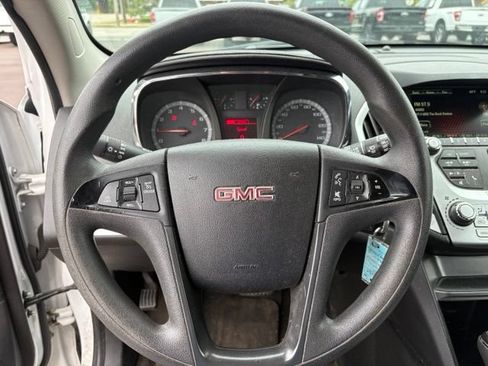 Used 2017 GMC Terrain SLE FWD image 21