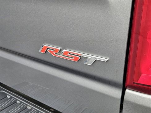 Used 2021 Chevrolet Silverado 1500 RST image 14