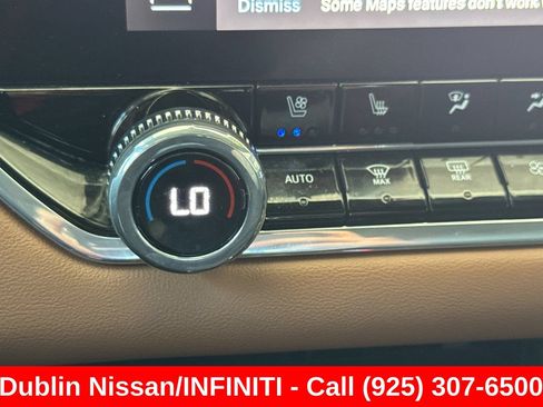 Used 2024 GMC Canyon AT4 w/ AT4 Premium Package AWD/4WD image 29