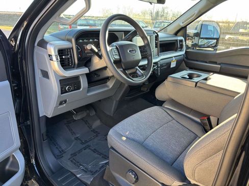 Used 2026 Ford F250 XL w/ STX Appearance Package AWD/4WD image 27