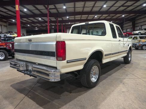 Used 1993 Ford F150 XL AWD/4WD image 8