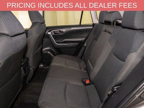 Used 2025 Toyota RAV4 LE AWD/4WD image 7