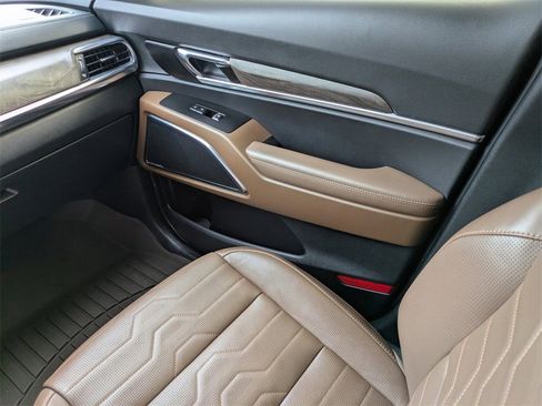 Used 2022 Kia Telluride SX w/ SX Prestige Package image 21