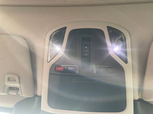 Used 2025 Subaru Outback Onyx Edition image 27