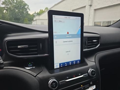 Used 2020 Ford Explorer ST w/ Premium Technology Package image 22