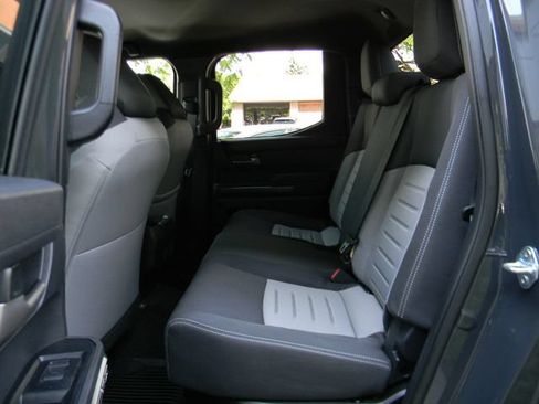Used 2025 Toyota Tacoma TRD Off-Road AWD/4WD image 24