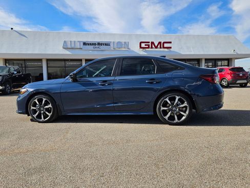 Used 2025 Honda Civic Sport Touring image 2