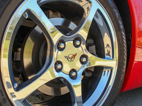 Used 2004 Chevrolet Corvette Convertible w/ Preferred Equipment Group RWD image 55