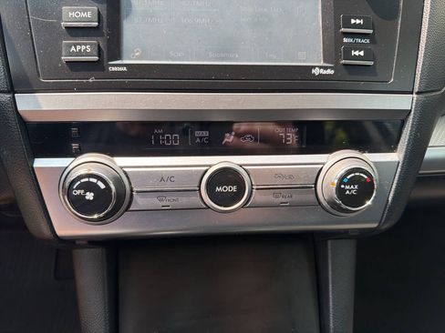 Used 2017 Subaru Outback 2.5i AWD/4WD image 34