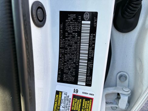 Used 2025 Toyota Camry LE image 27