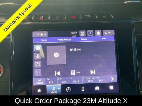 Used 2024 Jeep Grand Cherokee L Altitude image 2