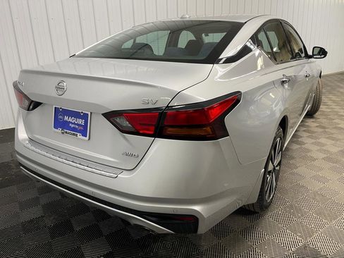 Used 2019 Nissan Altima 2.5 SV image 10