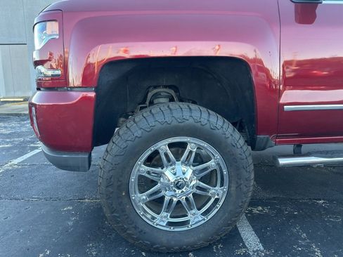 Used 2018 Chevrolet Silverado 1500 LTZ Z71 w/ LTZ Plus Package image 26