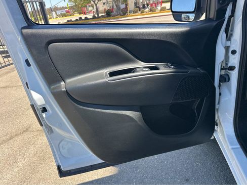 Used 2022 RAM ProMaster City Tradesman FWD image 15