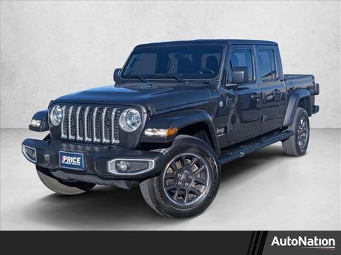Used 2023 Jeep Gladiator Overland w/ Cold Weather Group image 1