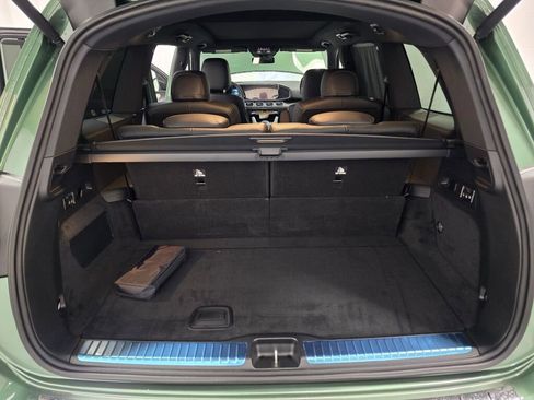 New 2026 Mercedes-Benz GLS 580 4MATIC image 11