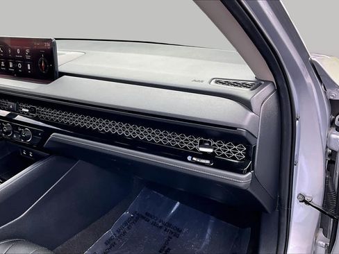 Used 2024 Honda Accord EX-L image 19