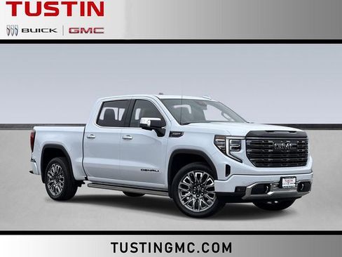 New 2026 GMC Sierra 1500 Denali Ultimate w/ LPO, Black Badging Package AWD/4WD image 32