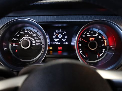 Used 2014 Ford Mustang Shelby GT500 w/ Equipment Group 821A image 20