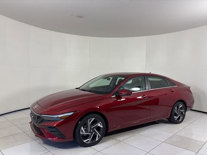 New 2025 Hyundai Elantra SEL