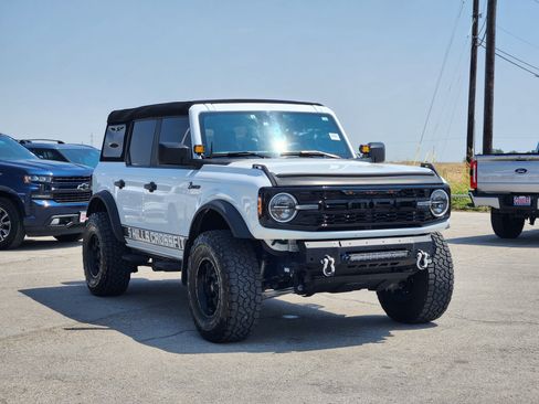 Used 2024 Ford Bronco Big Bend AWD/4WD image 3