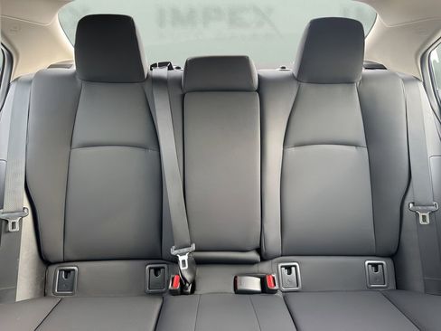 Used 2025 Toyota Corolla LE image 10