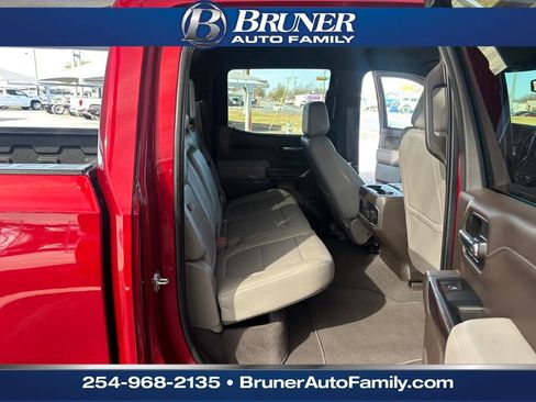 Used 2022 GMC Sierra 1500 SLT image 18