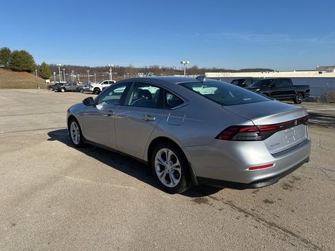 Used 2023 Honda Accord LX image 5