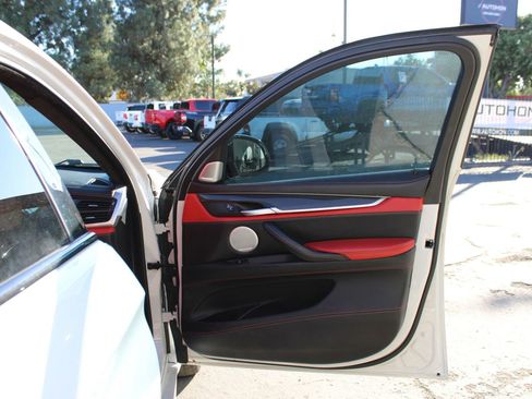 Used 2018 BMW X6 M w/ Executive Package image 11