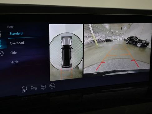 Used 2025 Cadillac Escalade IQ Sport 1 AWD/4WD image 31