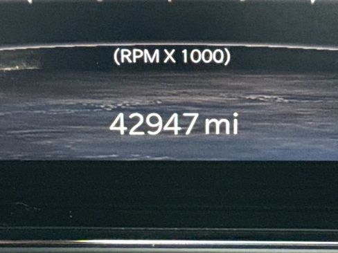 Used 2023 Jeep Grand Wagoneer Series II AWD/4WD image 29